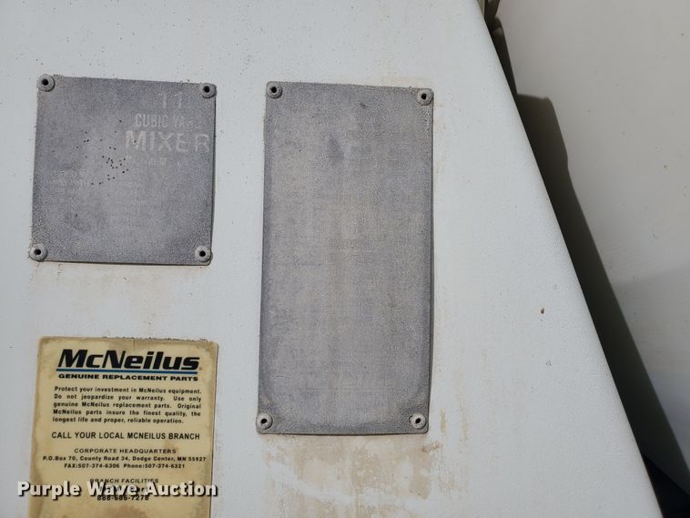 image for item GM9301 1998 Kenworth W900B  ready mix truck