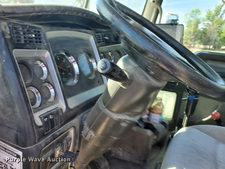 image for item GM9302 2007 Kenworth W900B  ready mix truck