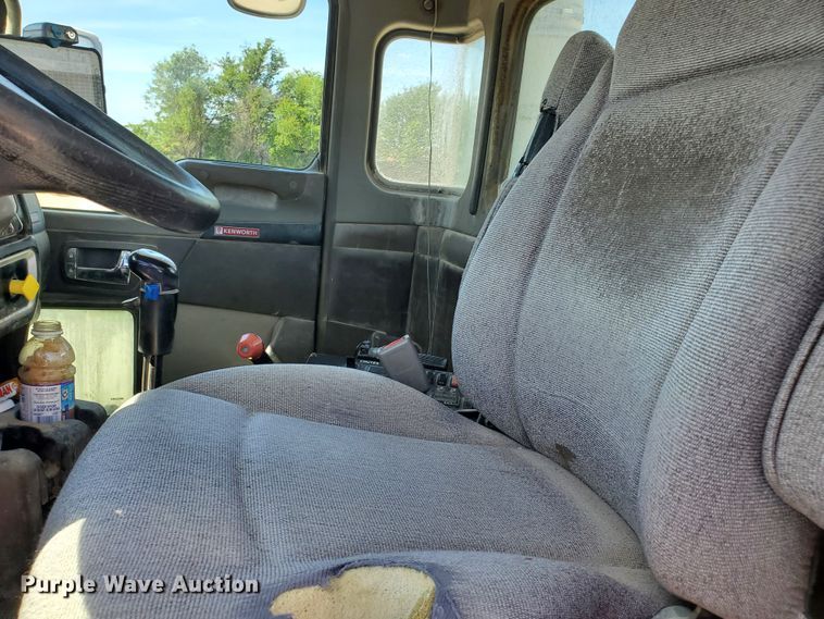 image for item GM9302 2007 Kenworth W900B  ready mix truck