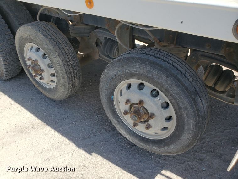 image for item GM9302 2007 Kenworth W900B  ready mix truck