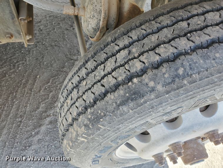 image for item GM9302 2007 Kenworth W900B  ready mix truck