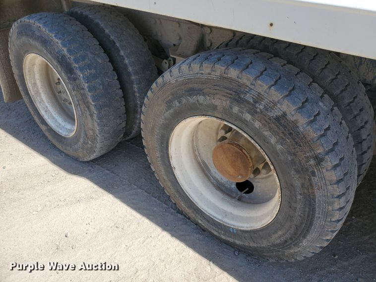 image for item GM9302 2007 Kenworth W900B  ready mix truck