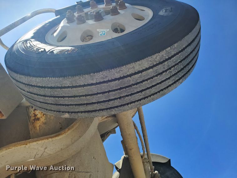 image for item GM9302 2007 Kenworth W900B  ready mix truck