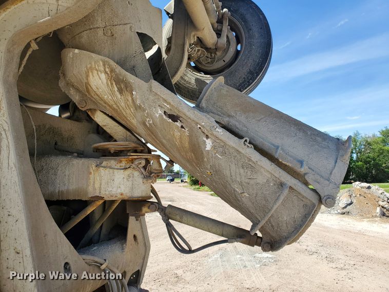 image for item GM9302 2007 Kenworth W900B  ready mix truck