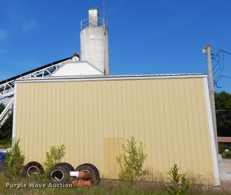 image for item GT9295 Stephens batch plant with steel shop building