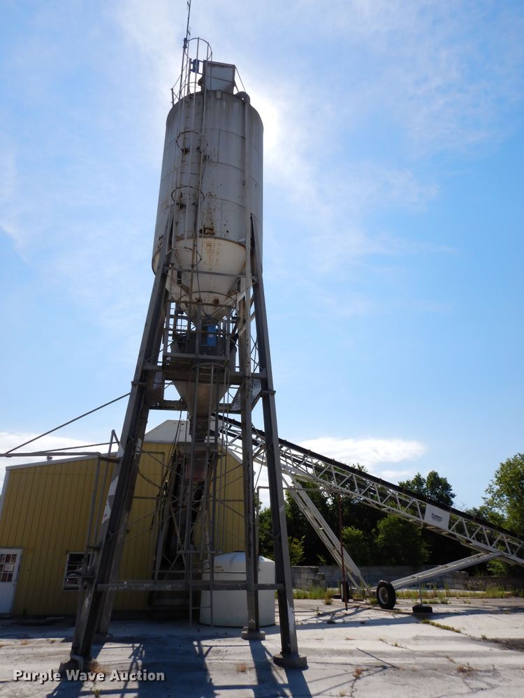 image for item GT9295 Stephens batch plant with steel shop building