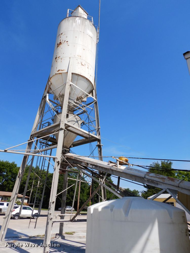 image for item GT9295 Stephens batch plant with steel shop building