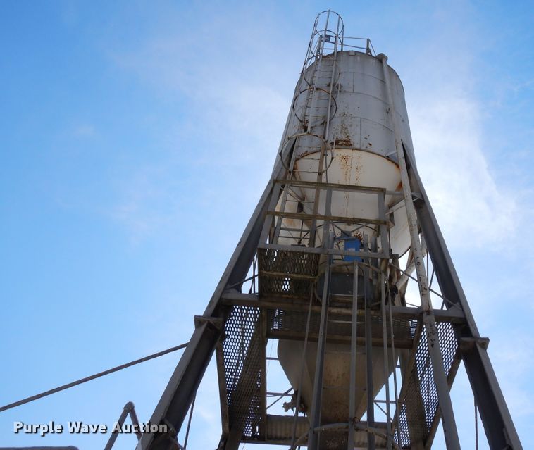 image for item GT9295 Stephens batch plant with steel shop building