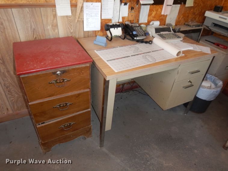 image for item GT9295 Stephens batch plant with steel shop building