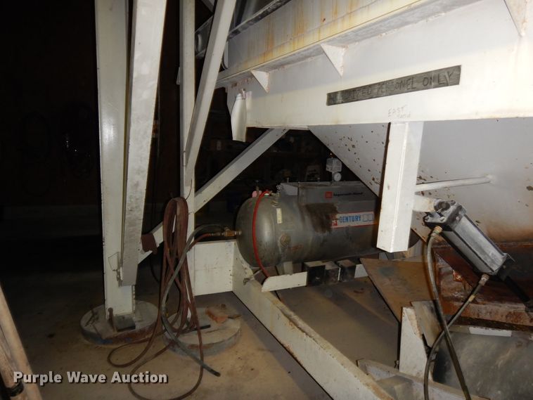 image for item GT9295 Stephens batch plant with steel shop building