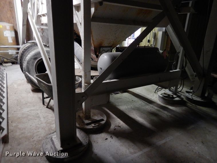 image for item GT9295 Stephens batch plant with steel shop building