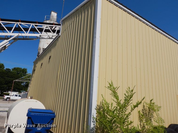 image for item GT9295 Stephens batch plant with steel shop building