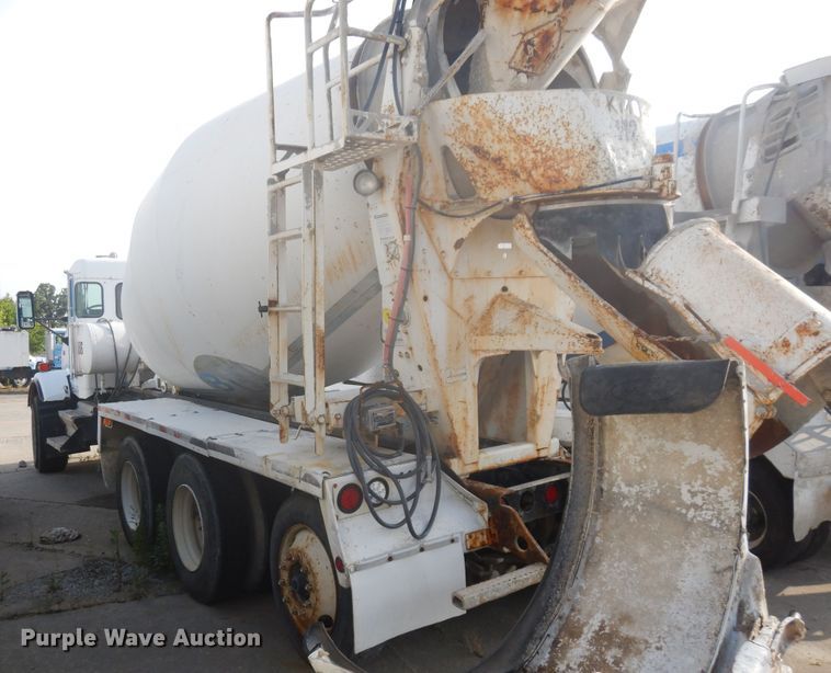 image for item GT9386 2001 Kenworth T800  ready mix truck