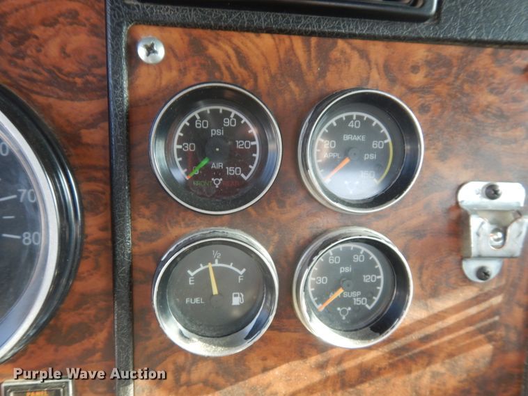 image for item GT9386 2001 Kenworth T800  ready mix truck