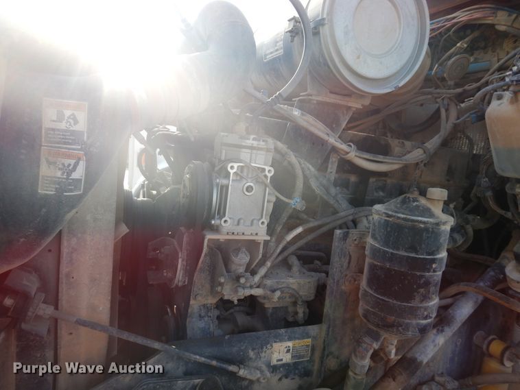 image for item GT9386 2001 Kenworth T800  ready mix truck