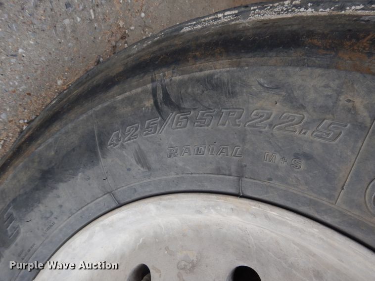 image for item GT9386 2001 Kenworth T800  ready mix truck