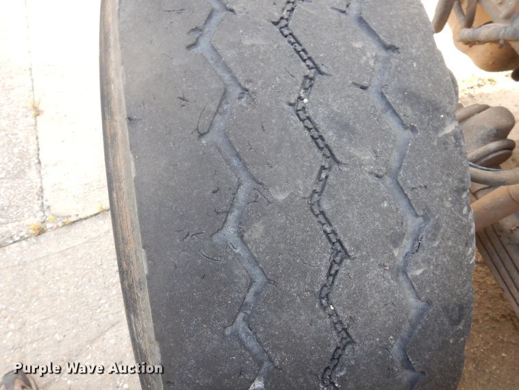 image for item GT9386 2001 Kenworth T800  ready mix truck