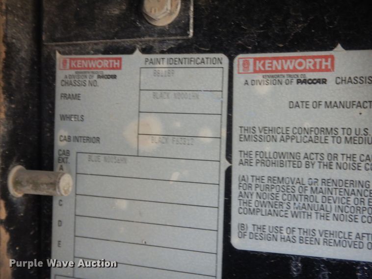 image for item GT9386 2001 Kenworth T800  ready mix truck