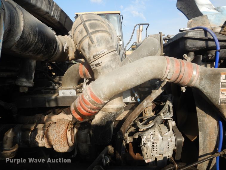 image for item GT9387 2001 Kenworth T800  ready mix truck