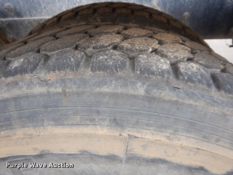 image for item GT9387 2001 Kenworth T800  ready mix truck