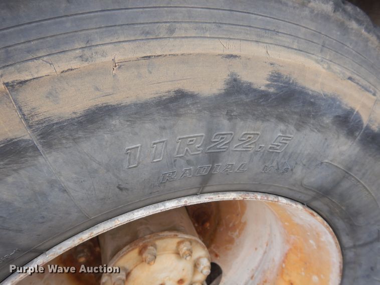 image for item GT9387 2001 Kenworth T800  ready mix truck