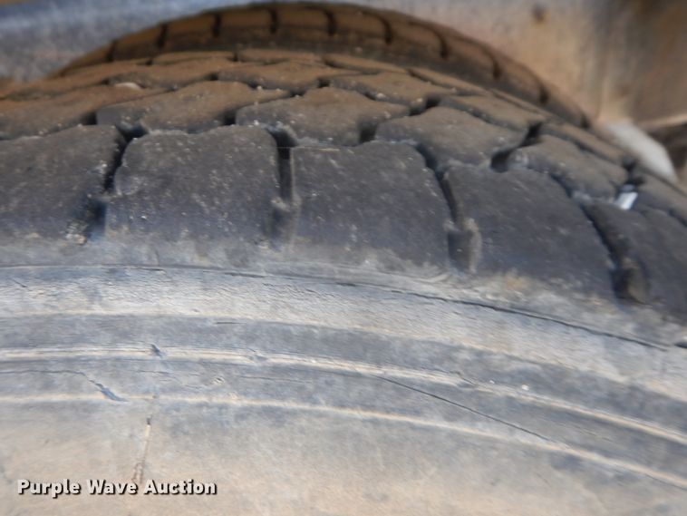 image for item GT9387 2001 Kenworth T800  ready mix truck