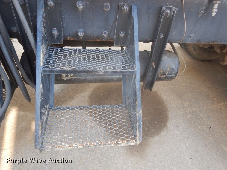 image for item GT9387 2001 Kenworth T800  ready mix truck