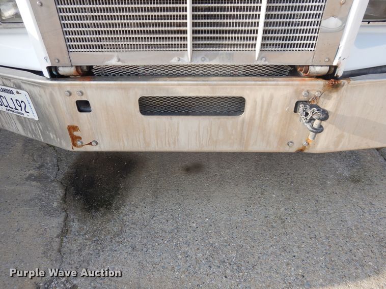 image for item GT9387 2001 Kenworth T800  ready mix truck