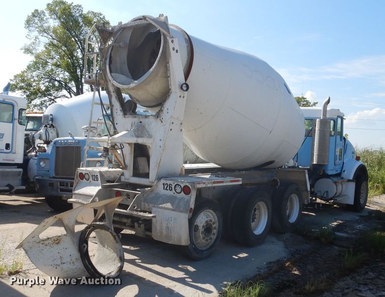 image for item GT9391 2005 Kenworth T800  ready mix truck