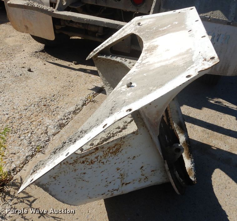 image for item GT9391 2005 Kenworth T800  ready mix truck