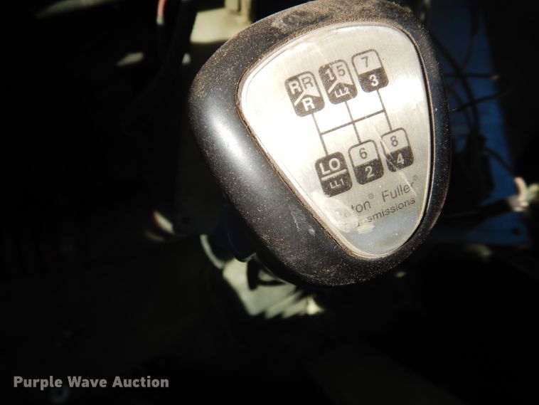 image for item GT9391 2005 Kenworth T800  ready mix truck