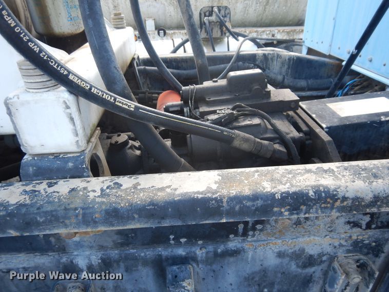 image for item GT9391 2005 Kenworth T800  ready mix truck