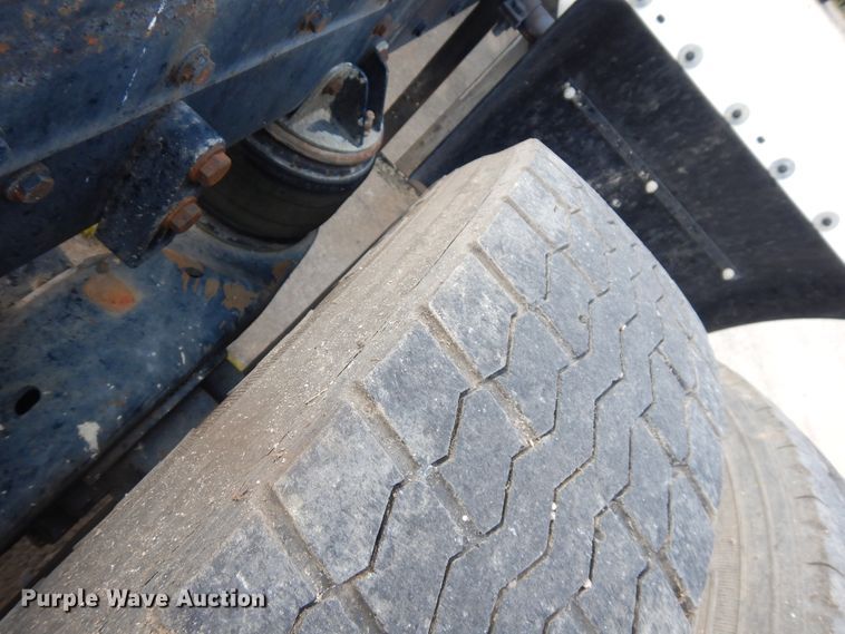 image for item GT9393 1993 Kenworth T600  semi truck