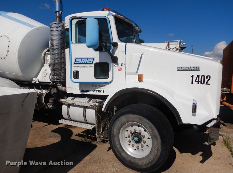 image for item GT9395 2009 Kenworth T800  ready mix truck
