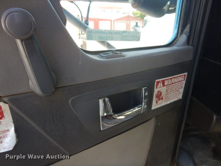 image for item GT9395 2009 Kenworth T800  ready mix truck