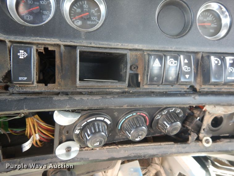 image for item GT9395 2009 Kenworth T800  ready mix truck