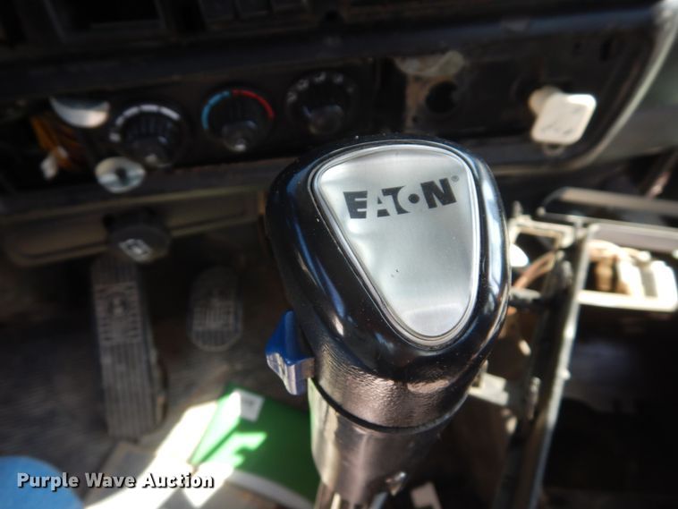 image for item GT9395 2009 Kenworth T800  ready mix truck