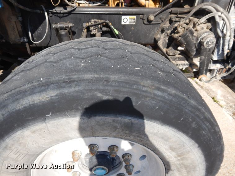 image for item GT9395 2009 Kenworth T800  ready mix truck