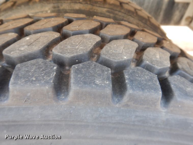 image for item GT9395 2009 Kenworth T800  ready mix truck