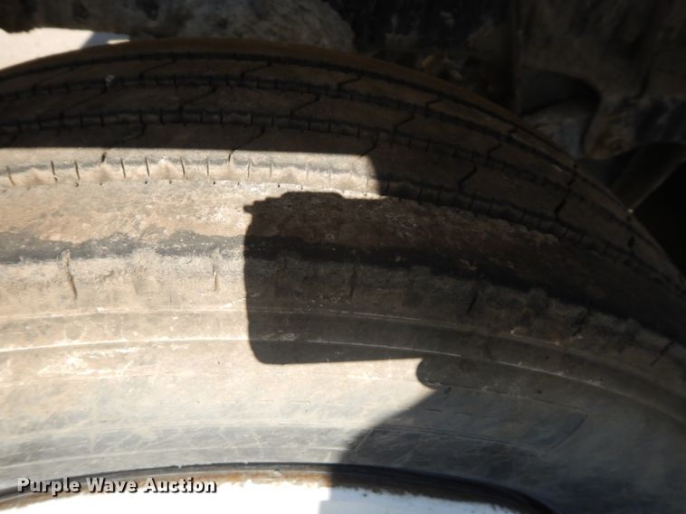 image for item GT9395 2009 Kenworth T800  ready mix truck