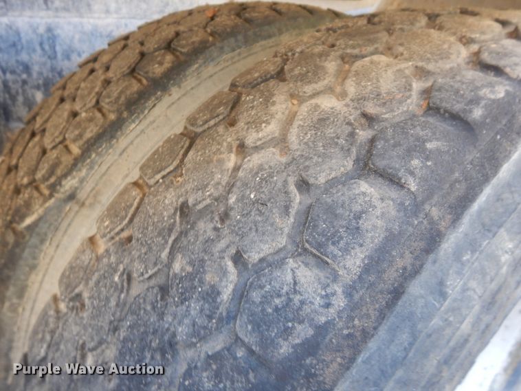 image for item GT9395 2009 Kenworth T800  ready mix truck