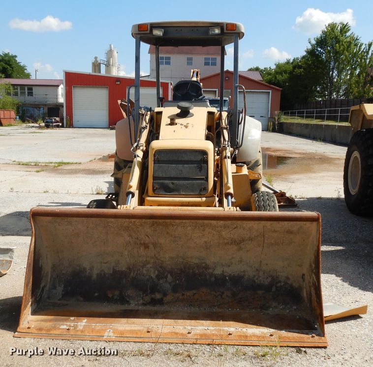 image for item GT9396 1998 New Holland 555E  backhoe