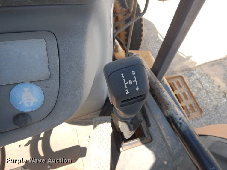 image for item GT9396 1998 New Holland 555E  backhoe