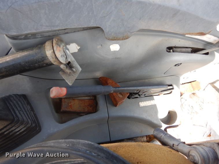 image for item GT9396 1998 New Holland 555E  backhoe