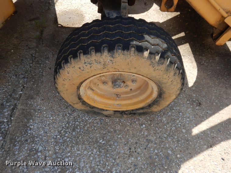 image for item GT9396 1998 New Holland 555E  backhoe