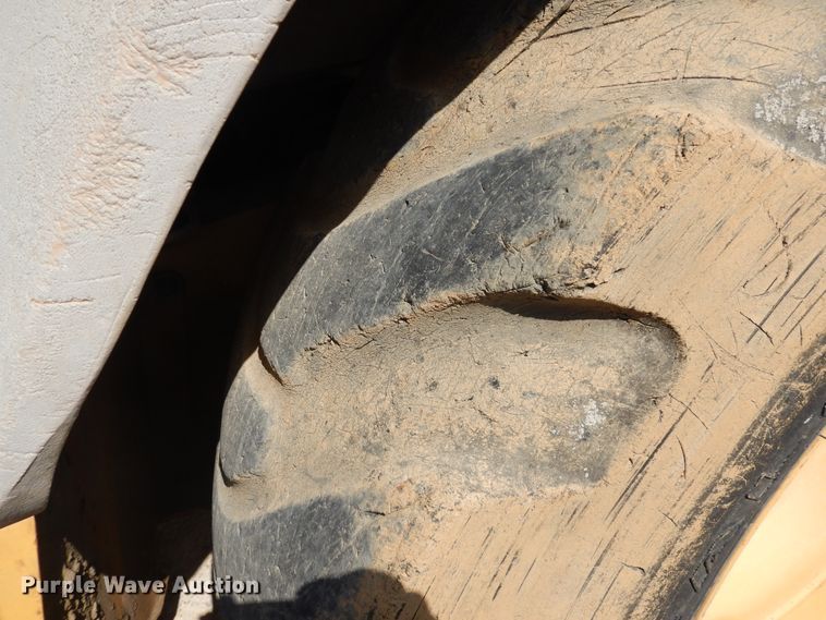 image for item GT9396 1998 New Holland 555E  backhoe