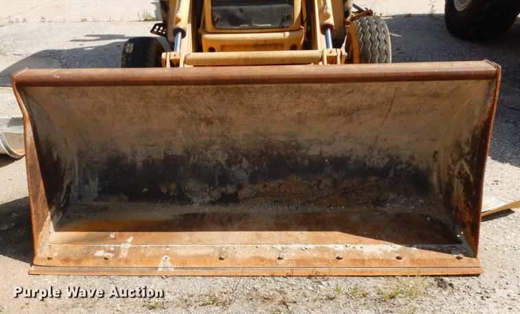 image for item GT9396 1998 New Holland 555E  backhoe