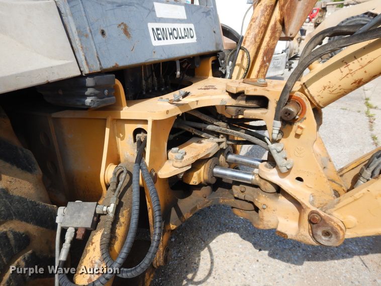 image for item GT9396 1998 New Holland 555E  backhoe
