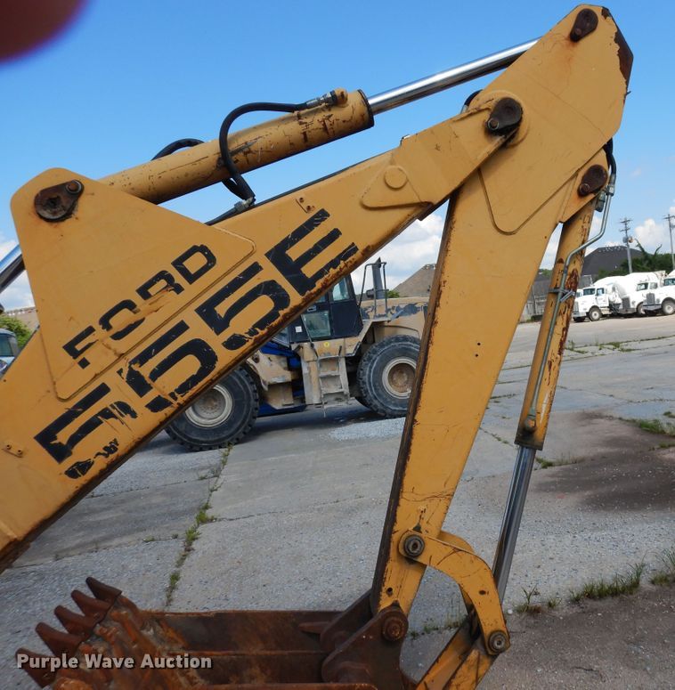 image for item GT9396 1998 New Holland 555E  backhoe
