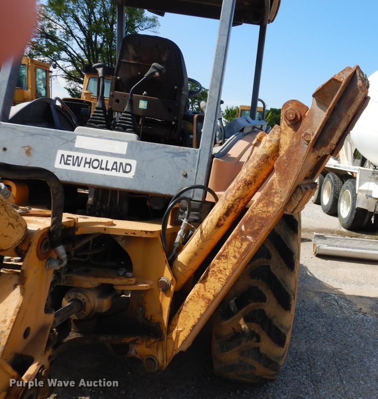 image for item GT9396 1998 New Holland 555E  backhoe